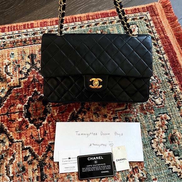 SOLD**Chanel Classic Vintage Medium Black Double Flap Bag - Picture 2 of 10